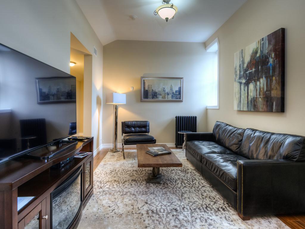 Western Hotel & Executive Suites Guelph Buitenkant foto