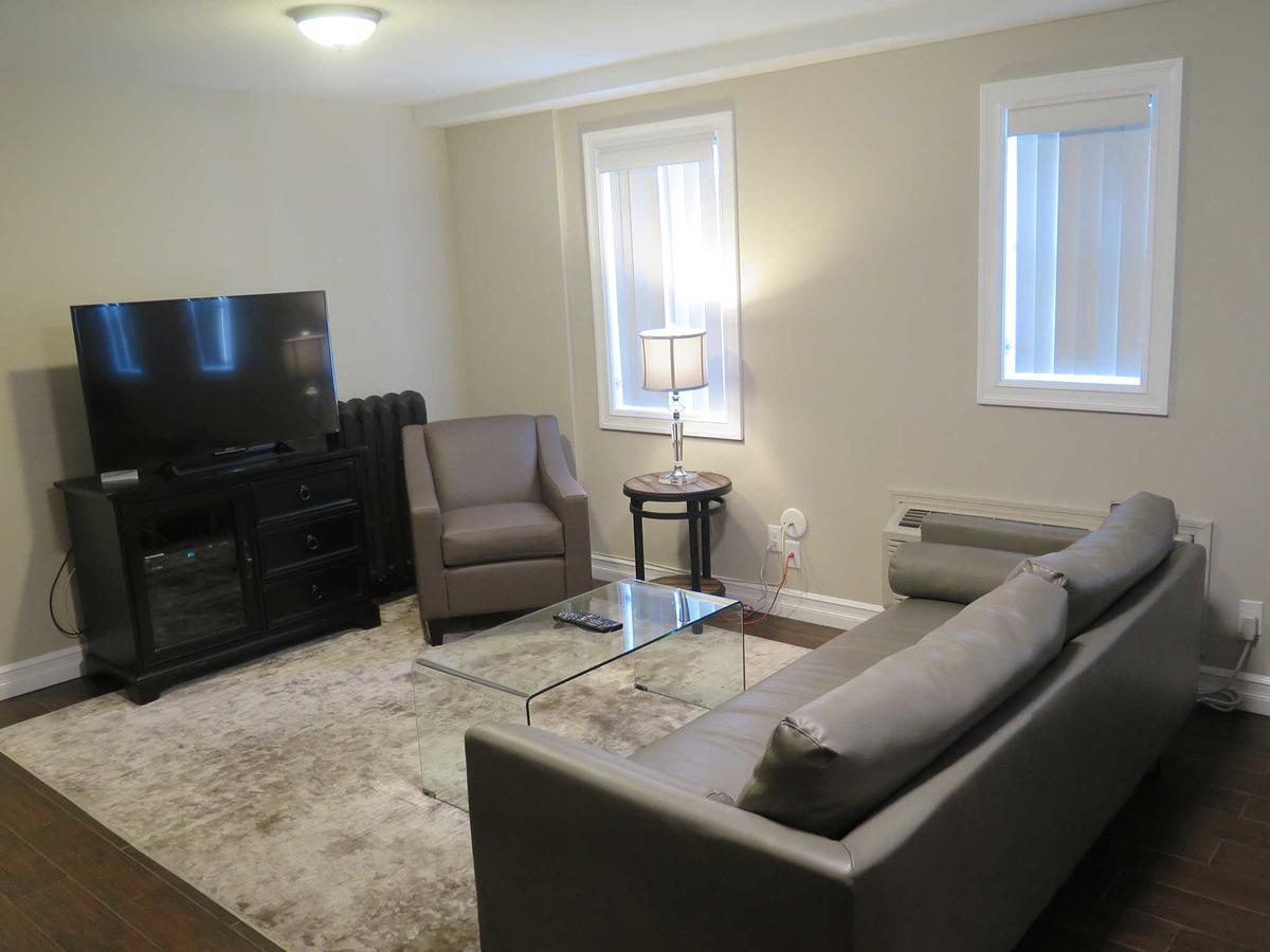Western Hotel & Executive Suites Guelph Buitenkant foto