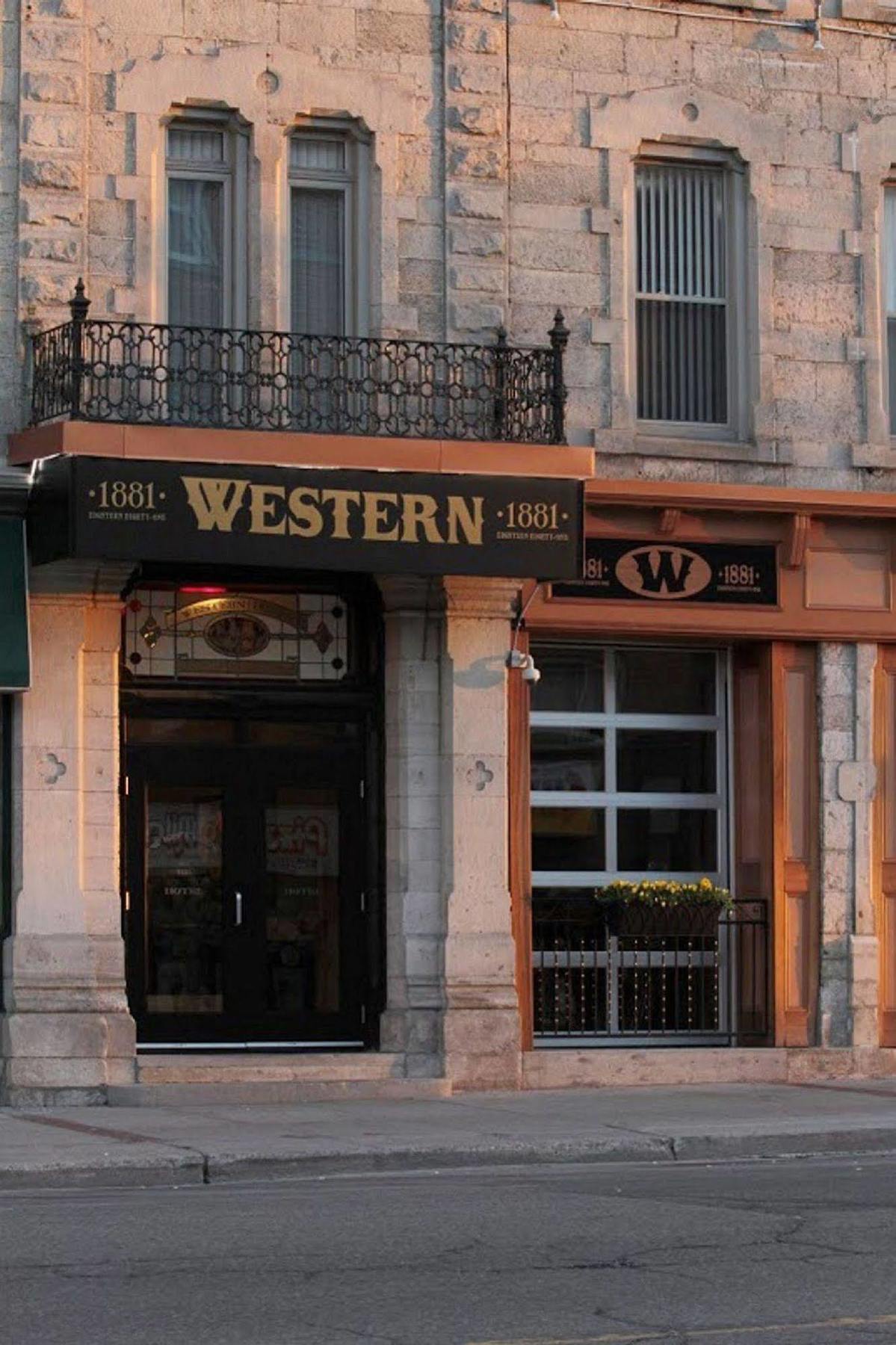 Western Hotel & Executive Suites Guelph Buitenkant foto